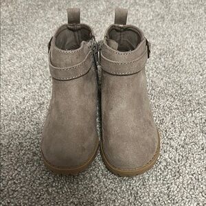 Old Navy Gray Ankle Boots with Elastic Panels